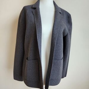 NWT Banana Republic women's grey knitted jacket, size M